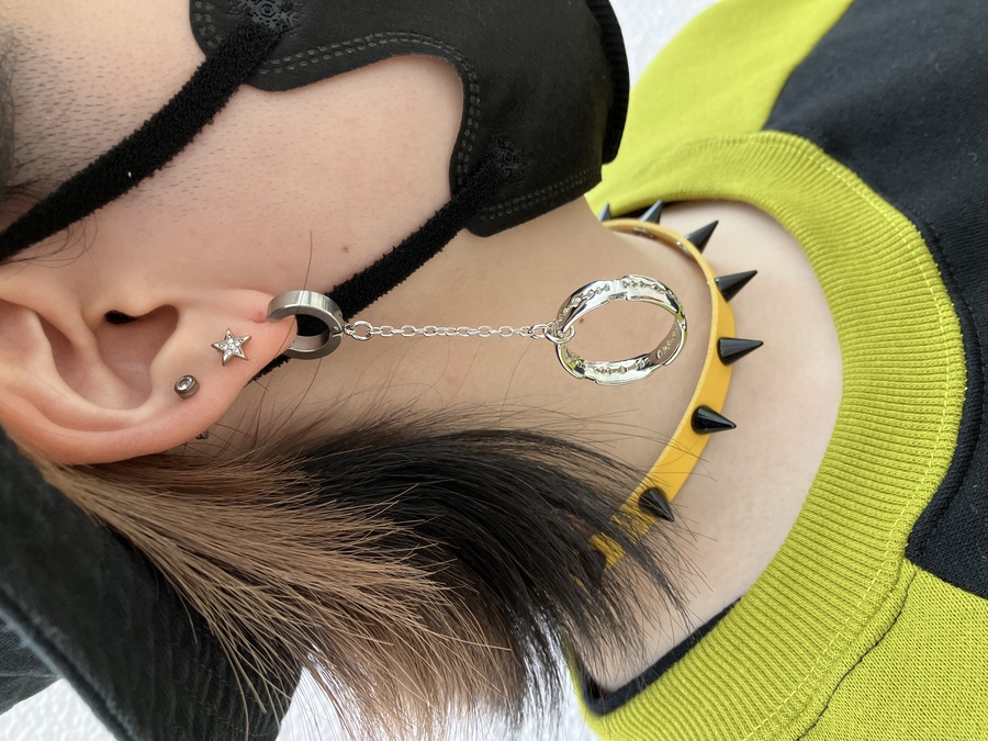 カミソリリングピアス