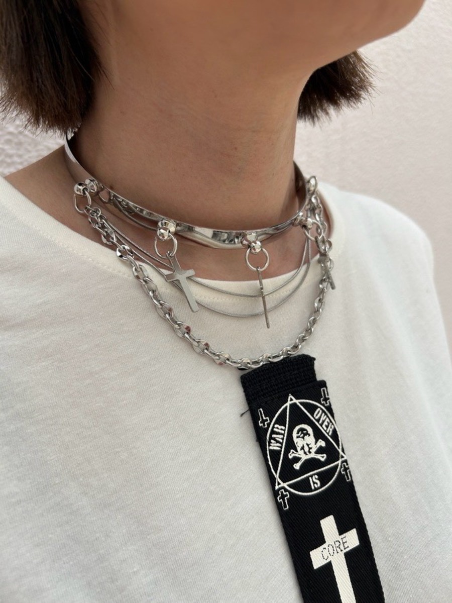 シルバークロスチョーカー