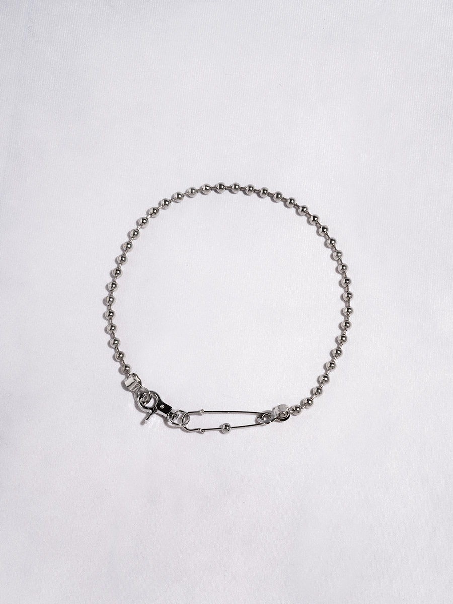 ボールチェーンネックレス