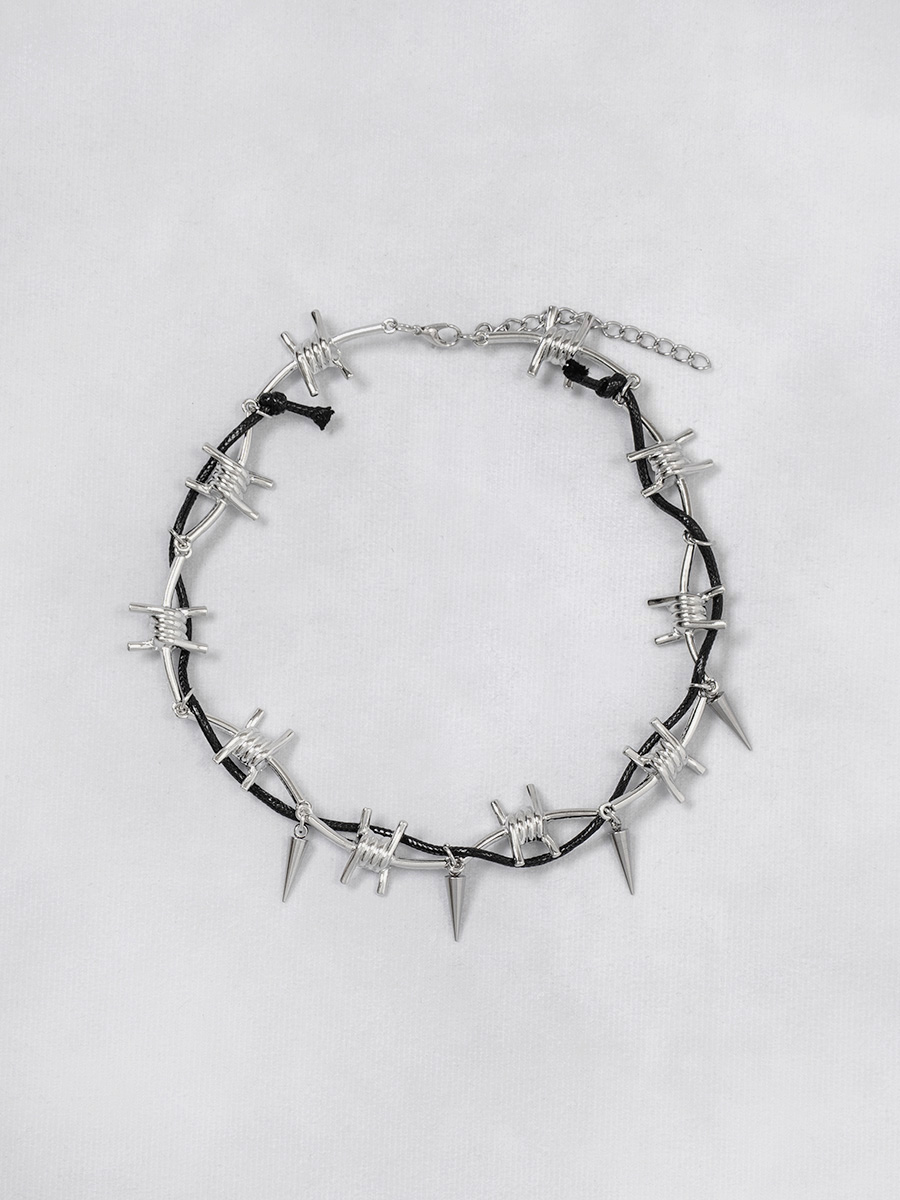 ワイヤーネックレス