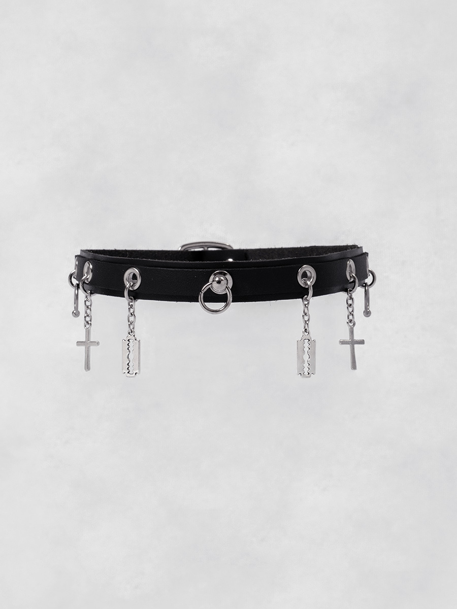 チャームチョーカー