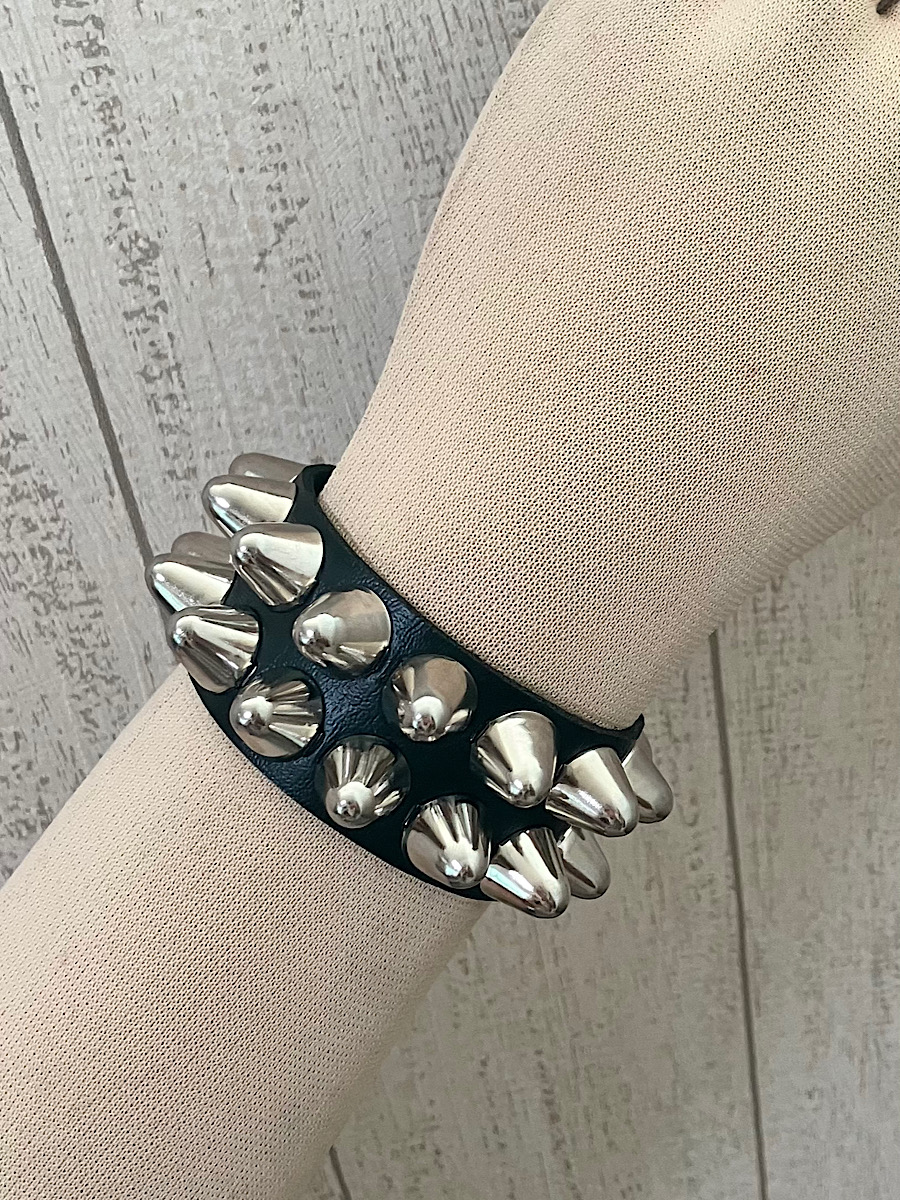 スパイクブレス