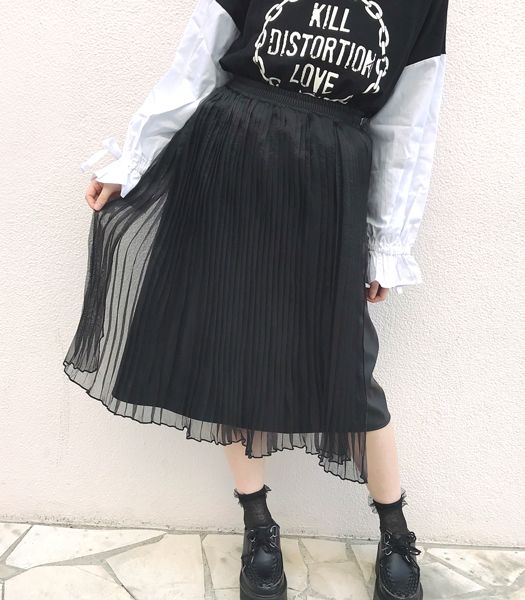 プリーツフェイクレザースカート