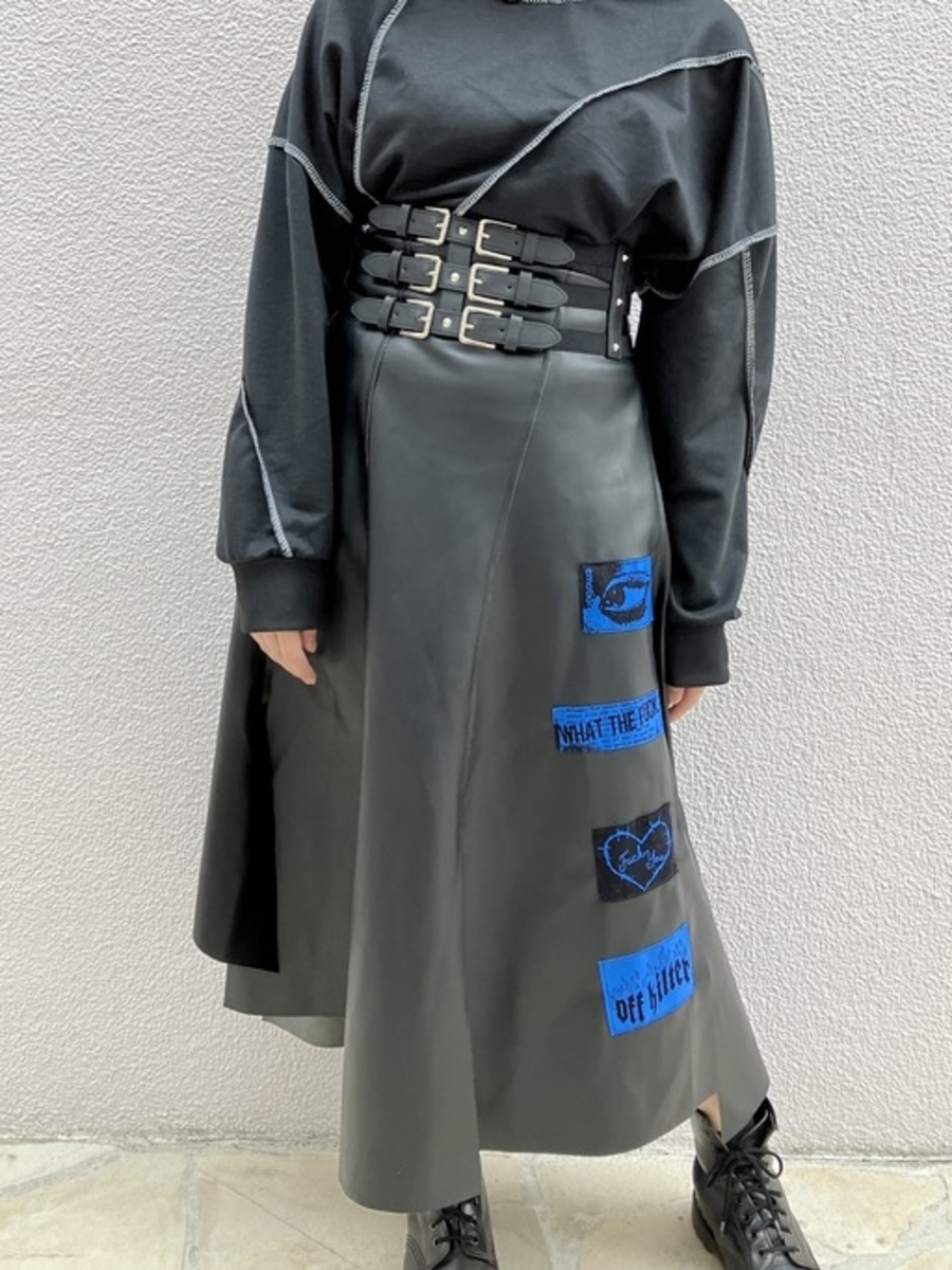 フェイクレザースカート