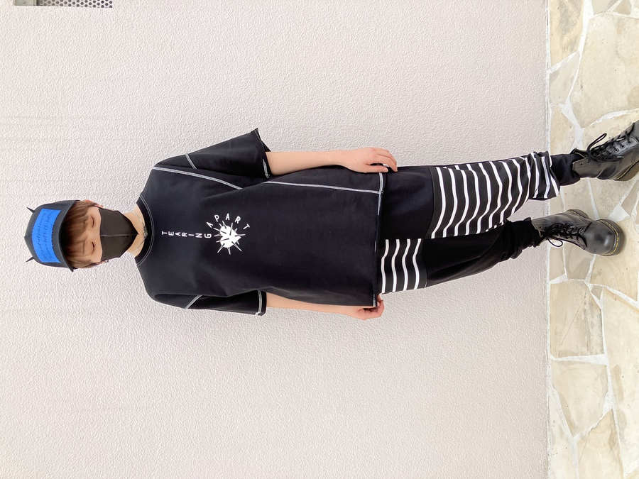 ロックオーバーTシャツ