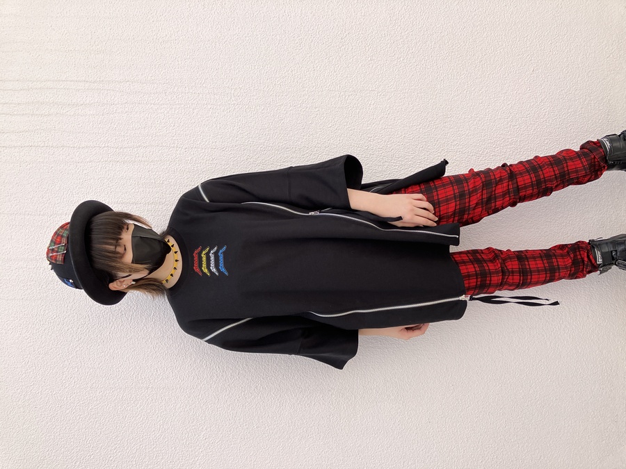 サイドジップTシャツ